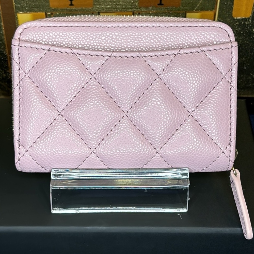 ❤️HOST PICK❤️Chanel Pink Quilted Wallet - Picture 3 of 10
